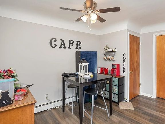 5th image of 3178 Blueacres Dr APT 4