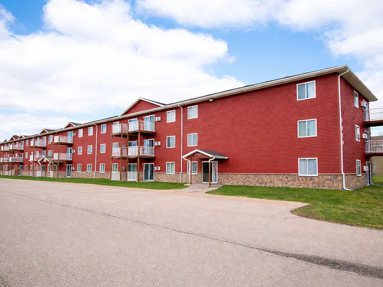 Berry Pointe Luxury Apartments — Photo 3
