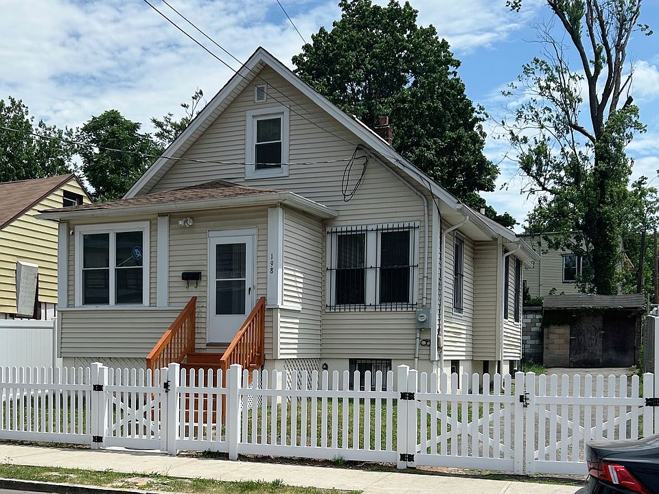 1st image of 196-198 Sunset Ave