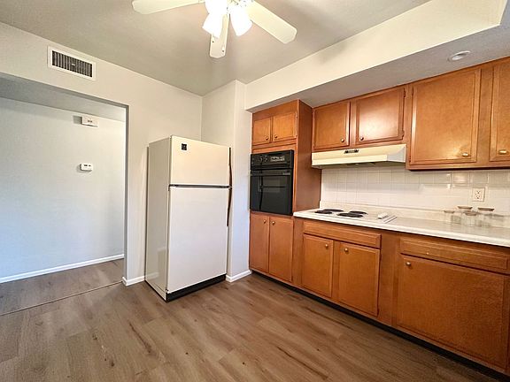 3rd image of 4205-4261 Fatima Dr #4228-4