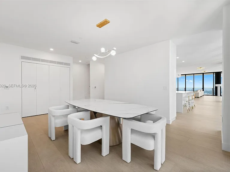 700 NE 24th St #Penthouse 6005 — Photo 5