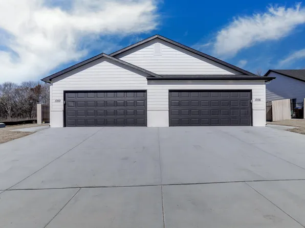 1719 Decarsky Ct, Derby, KS 67037