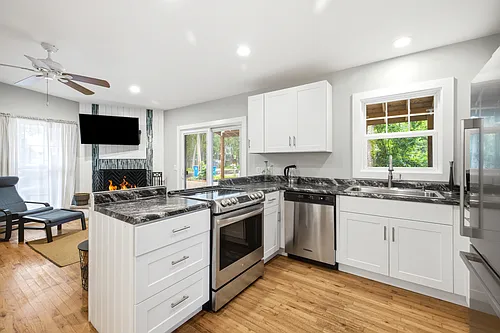 15775 Lakeshore Rd #3 Photo 1