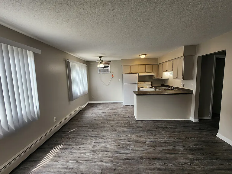 2306 11th Ave E #3 — Photo 1