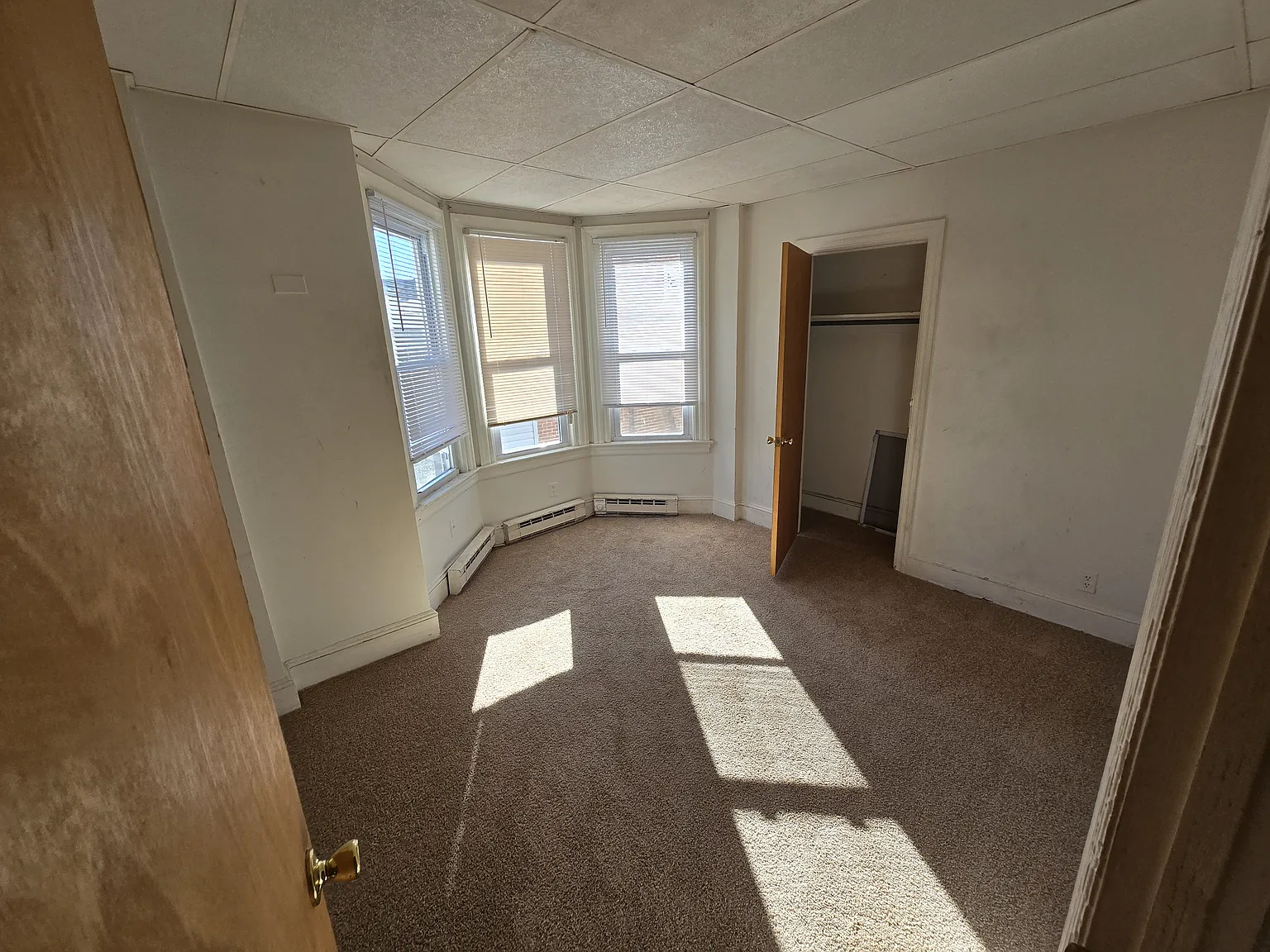 105 W 24th St — Photo 2
