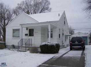 22145 Hayes Ave, Eastpointe, MI 48021