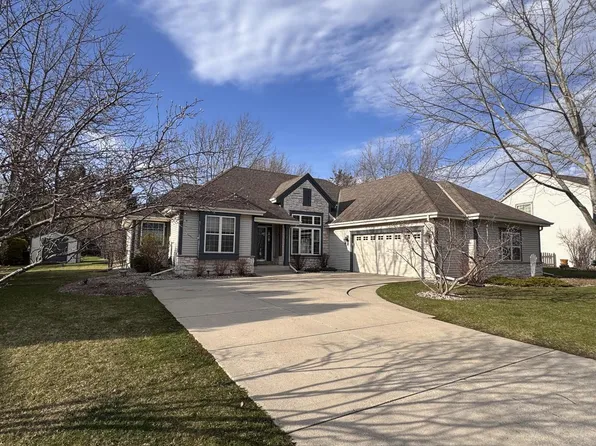 726 Heron DRIVE, Waterford, WI 53185