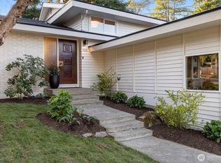 915 145th Pl SE, Bellevue, WA