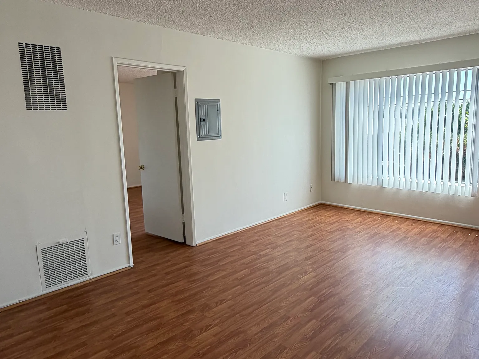 1 bed, 650 sqft, $2,395 — Photo 2
