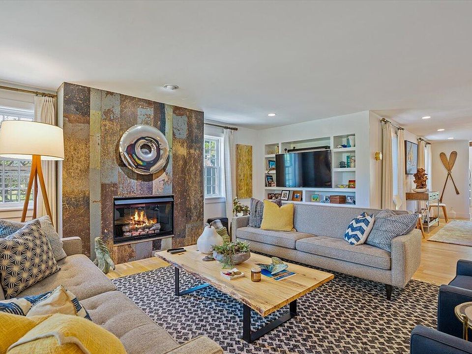 524 Commercial Street, Provincetown, MA 02657 Zillow