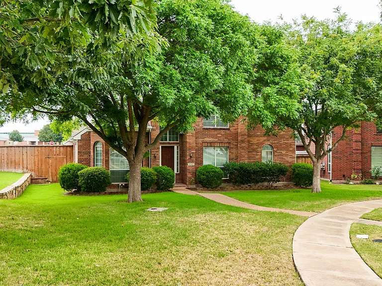 10057 Wyndbrook Dr — Photo 43