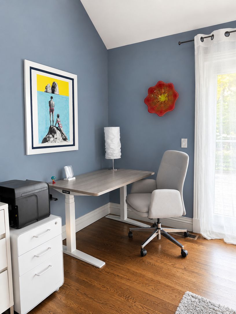  Master bedroom office area
