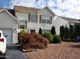 7 W Pier St, Brick, NJ 08723