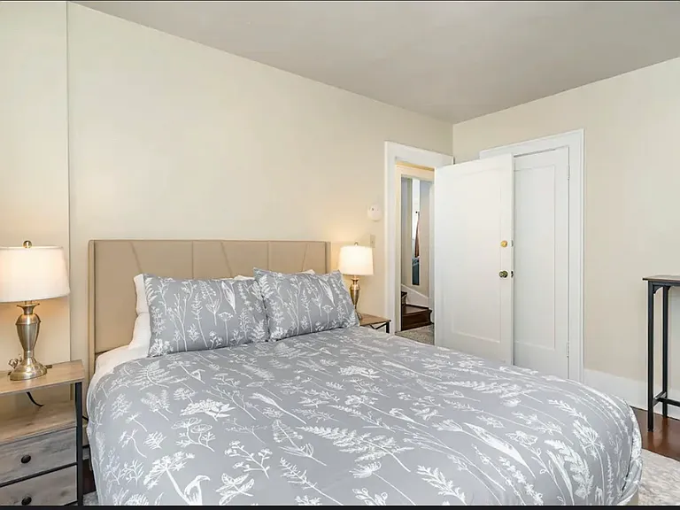 5002 Green Lake Way N #A — Photo 14