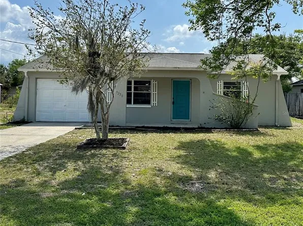 9230 Wood Dr, Hudson, FL 34667
