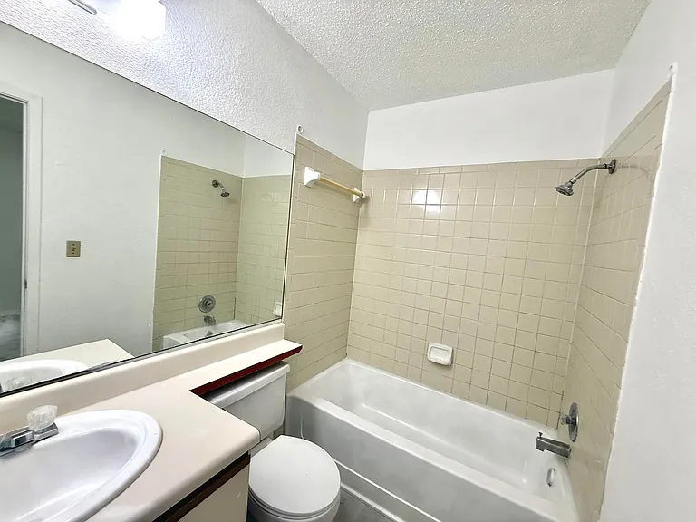 403 Country Aire Dr — Photo 10