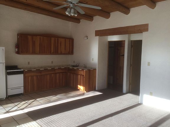 3rd image of 511 Camino De La Placita APT E
