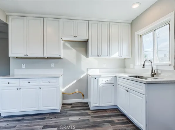 807 Carlotta Ct, Redlands, CA 92374