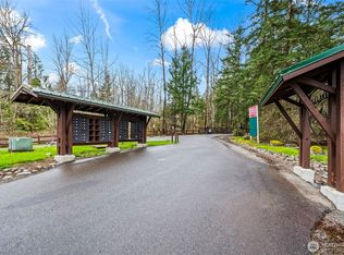 123 Highland Dr E, Roy, WA 98580