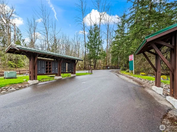 123 Highland Drive E, Roy, WA 98580