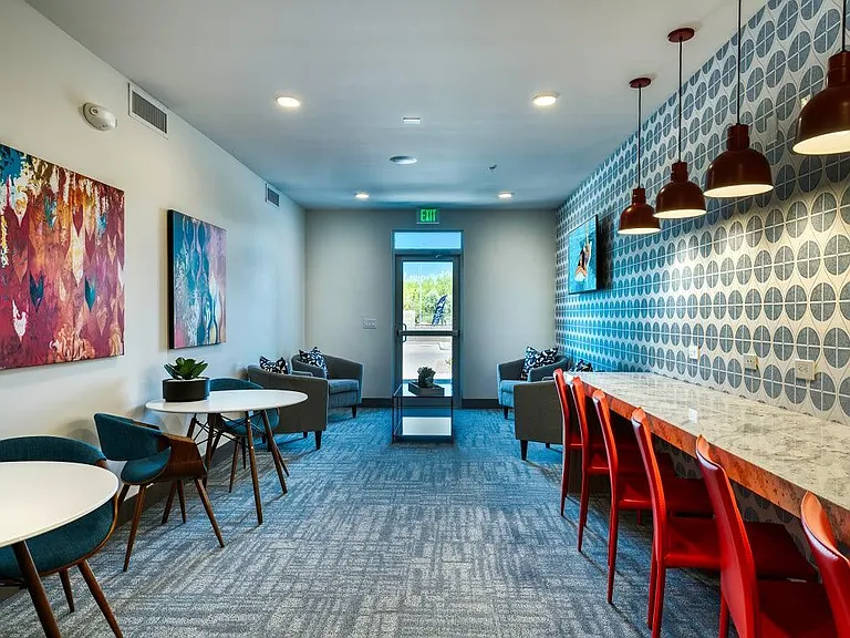 Cuvee Apartments — Photo 23