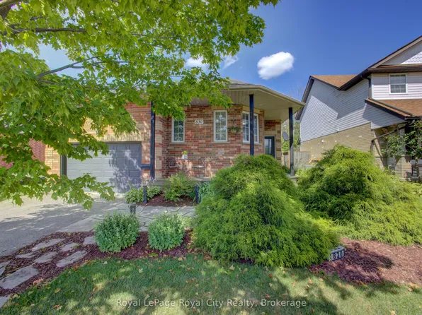 830 Scotland St, Centre Wellington, ON N1M 3R9