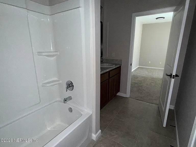 3214 Isabella Ct — Photo 17
