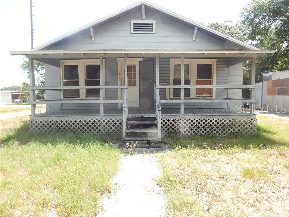 1st image of 331 S 2nd St