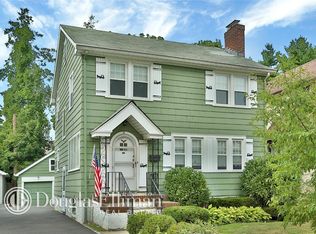 18 Westwood Ave, New Rochelle, NY 10801