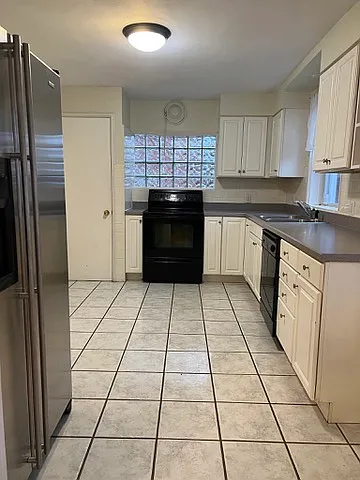 7611 Gannon Ave — Photo 6