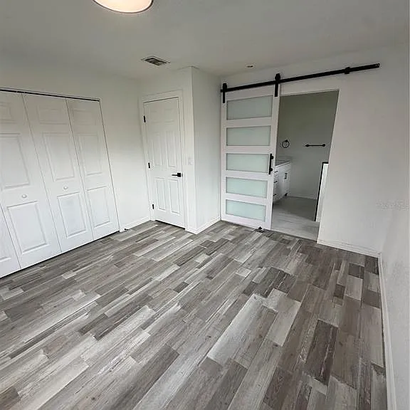 109 Dakota Ave — Photo 5