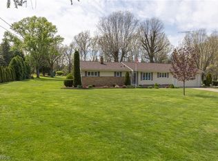2664 La Force Dr, Akron, OH 44319