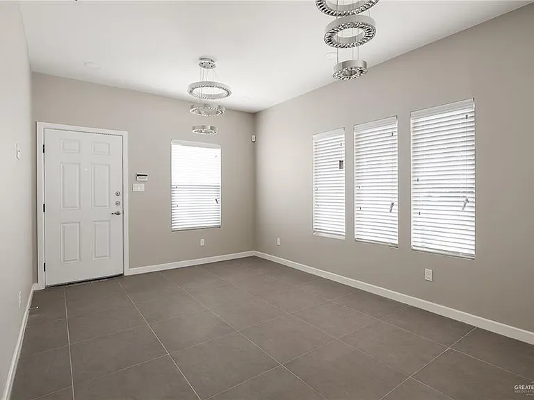 5708 Puffin Ave #1 — Photo 3