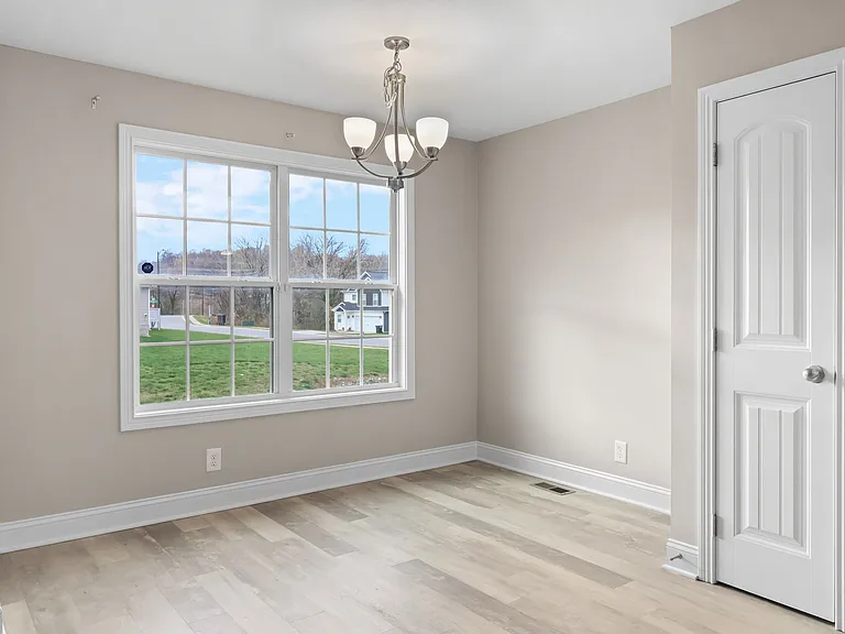 306 Lugano Ln — Photo 10