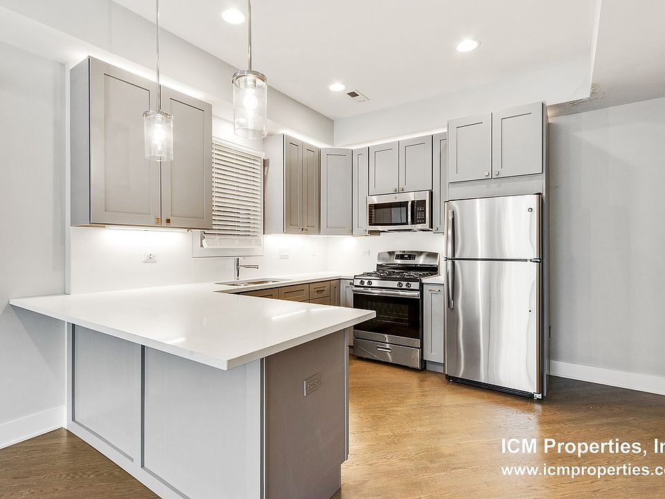 1st image of 2701 N Wayne Ave #3
