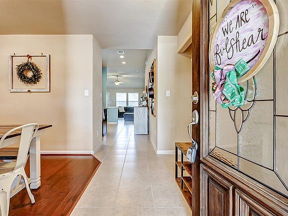4th image of 9973 Spring Rock Ln