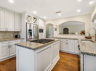 104 Bumelia St, Lake Jackson, TX 77566