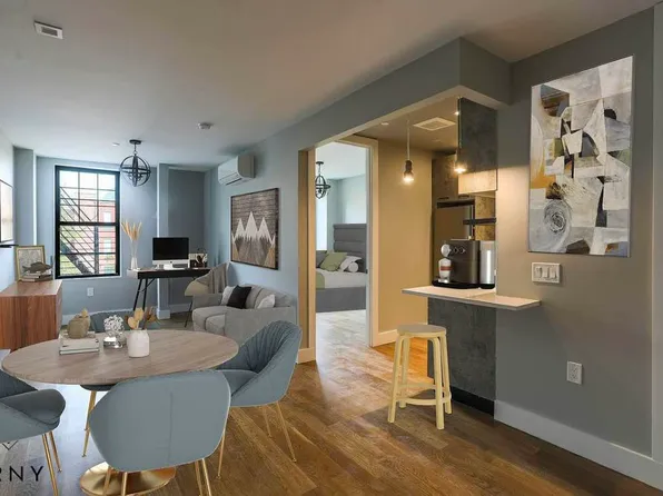 970a Gates Avenue image 1 of 9