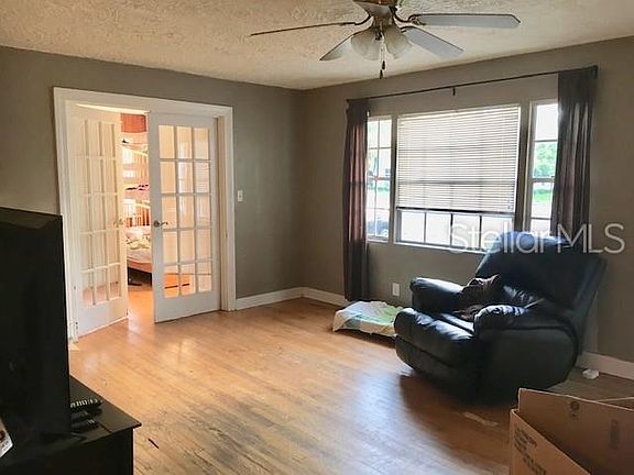 5th image of 515 33rd Street Ct W