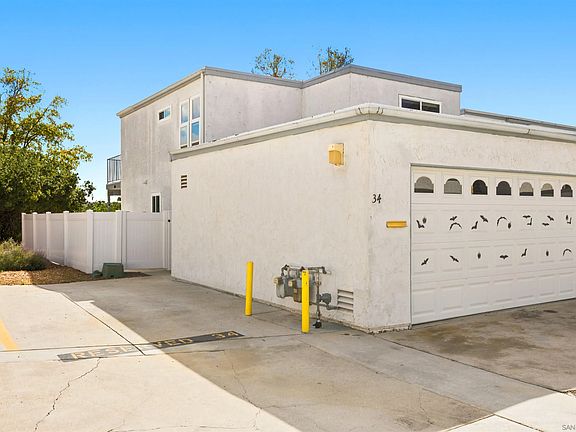 2nd image of 1640 Maple Dr