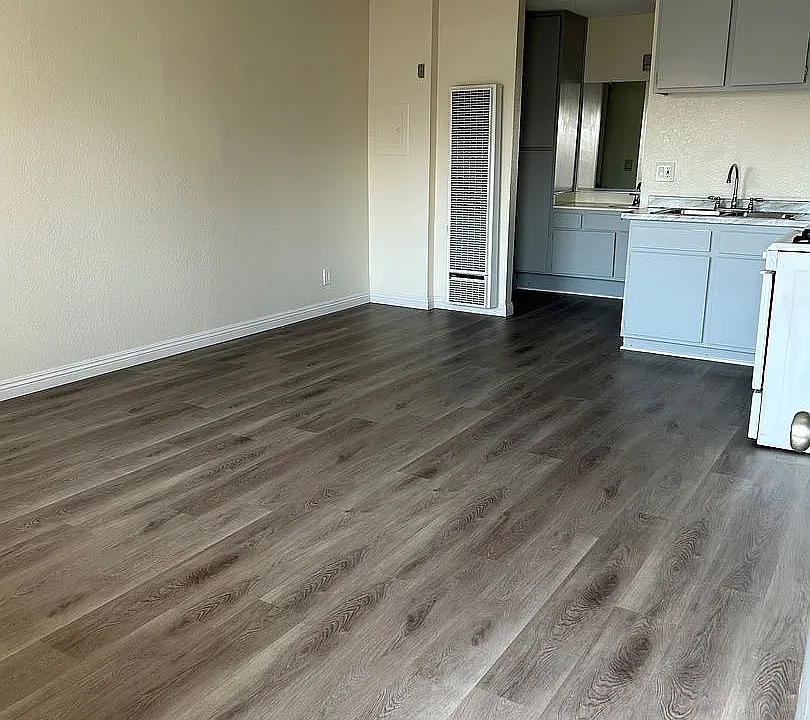 Lake Street Apartments