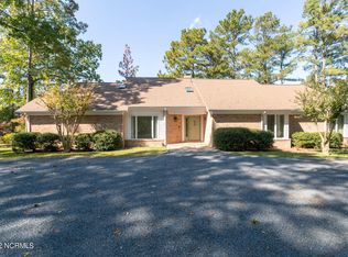 40 Sunset Dr, Whispering Pines, NC 28327