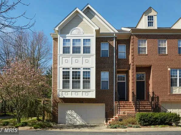 211 Halpine Walk Ct, Rockville, MD 20851