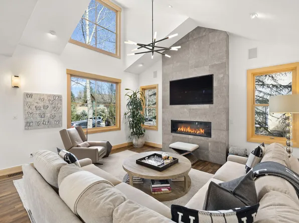 204 N Monarch St, Aspen, CO 81611
