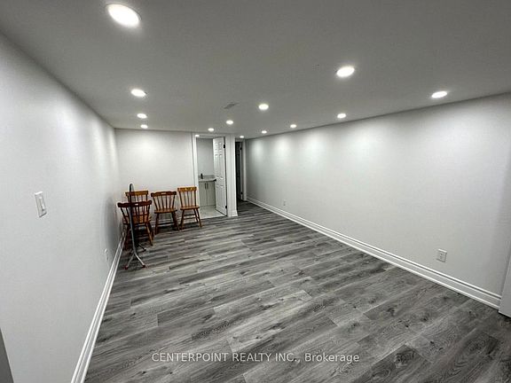 4th image of 45 Southlawn Dr #Basement