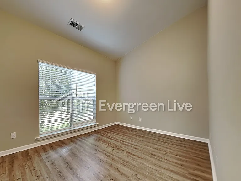 114 Marigold Dr — Photo 11