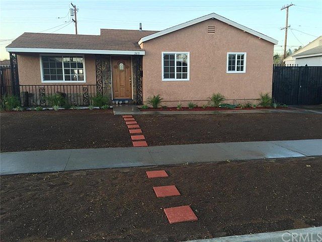 1st image of 2611 W 132nd St