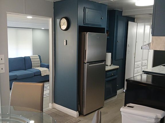 4th image of 811 Acorn Dr #201-A