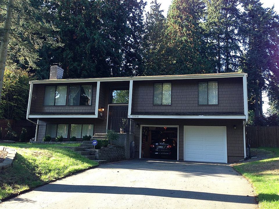 2nd image of 13318 NE 190th Pl