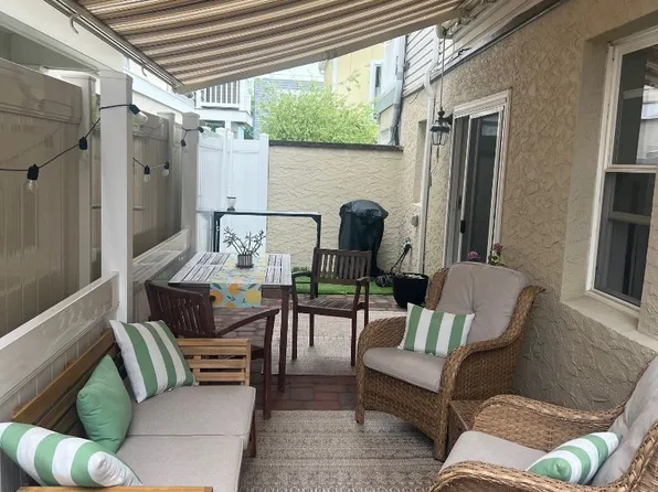 11 N Coolidge Ave APT 2, Margate City, NJ 08402